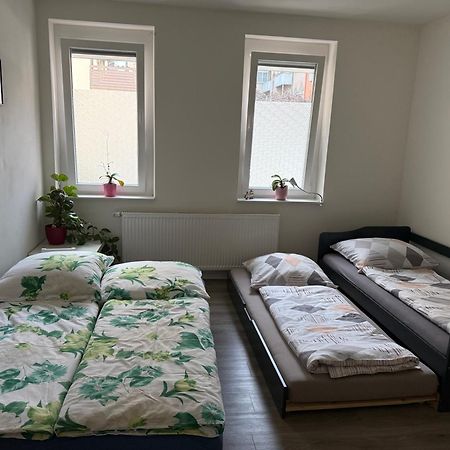 Zentral Gelegene Wohnung Nürnberg Exterior foto